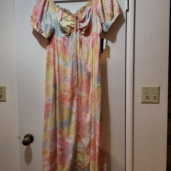 NWT O'Neill Floral Dress - Picture 8 of 9